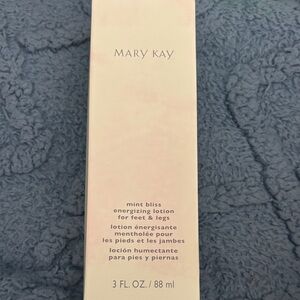 Mary Kay Mint Bliss Energizing Lotion - Cream